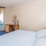 Pet Friendly In With Wifi Turanj