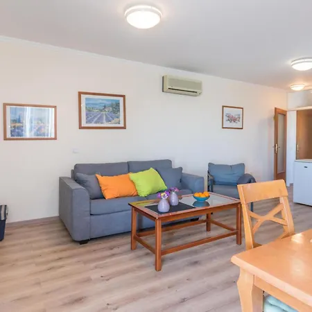 Cozy In With House Sea View Apartment *
