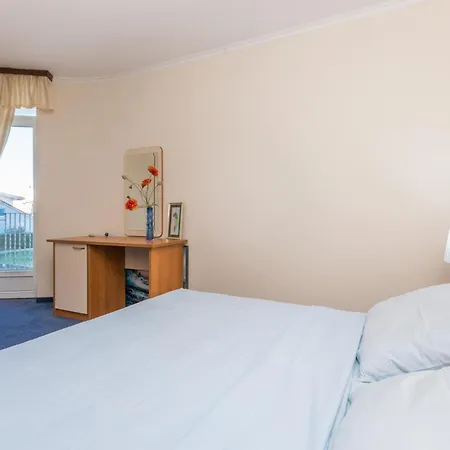 Cozy In With House Sea View Turanj