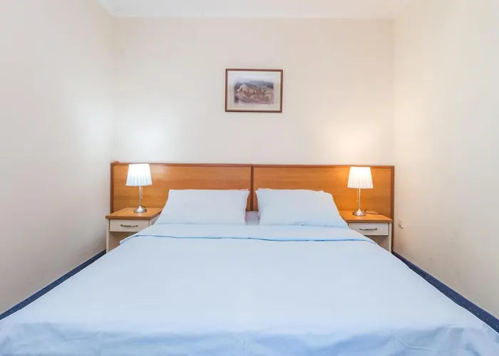 Cozy In With Wifi Апартаменты