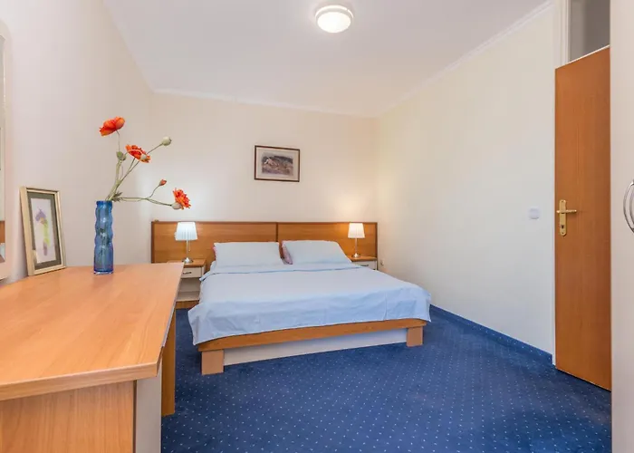 Cozy In With Wifi Апартаменты