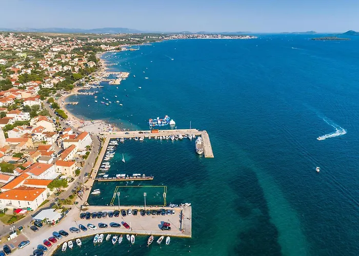 Cozy In With Wifi Апартаменты